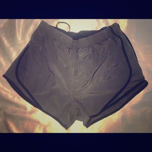 Women’s Nike Dri Fit running shorts Sz L